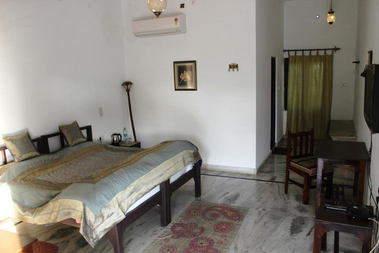 Royal Farm Bharatpur Apartamento Exterior foto